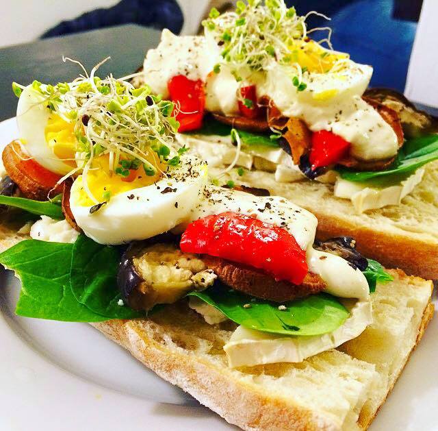 12245_1516764185290237_7309492072465449524_n