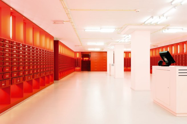 library-interior-amsterdam